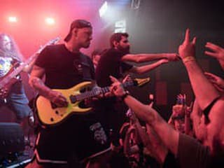 Catastrofy, Besnenie zbojníkov, 25.4.2025