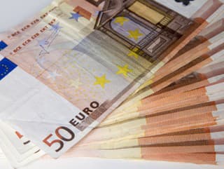 Rezort financií sa chváli