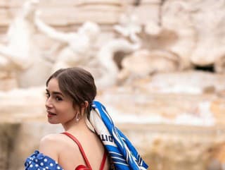 Ľudia húfne navštevujú miesta,