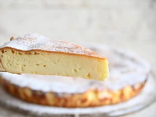 VIDEOTIP Nenáročný koláč BEZ