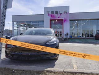 Vlastniť Teslu nemusí byť