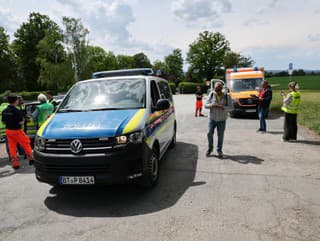 Policajti a príslušníci záchranných