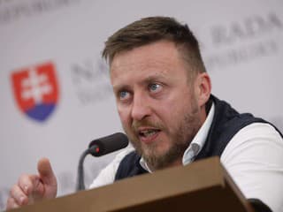 Parlament neprijal uznesenie k