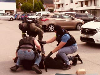 VEĽKÁ POLICAJNÁ AKCIA: Starostu