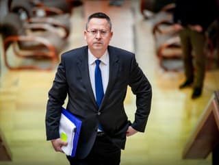 Konsolidácia sa naplno rozbehla: