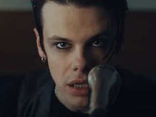 Yungblud, video Zombie