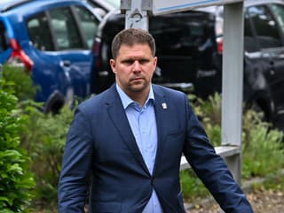 Miestny úrad v Petržalke
