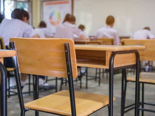Ospravedlňovanie vymeškaných hodín v