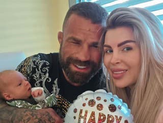 Dvojmesačný synček Vémolovcov čelí