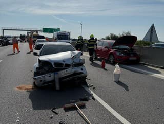 AKTUÁLNE Nehoda pred Bratislavou