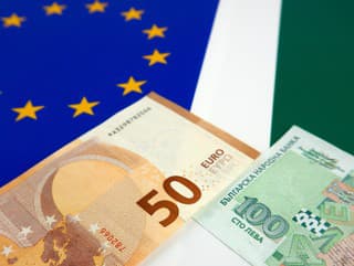 Ekonomika eurozóny stagnuje: Júnové