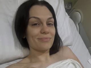 Jessie J (37) bojuje