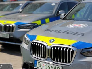 Na východe polícia obvinila
