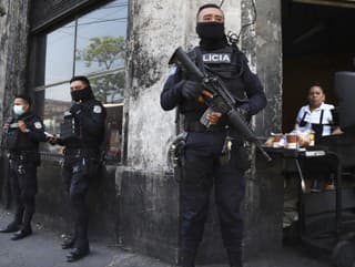 Salvádorská polícia zadržala desiatky