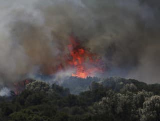 Hasičom sa podarilo skrotiť