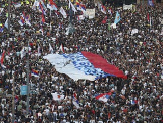 Protesty v Srbsku: Polícia