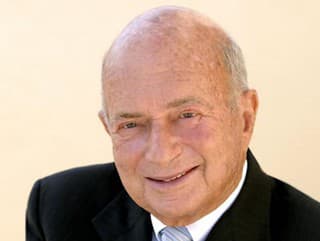 Známy miliardár zomrel vo