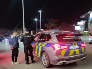Polícia konala: Zabránila konaniu