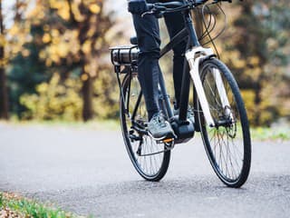 15-ročná cyklistka v Bike