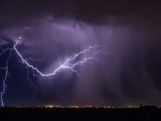 Meteorológovia varujú: Búrky zasiahnu