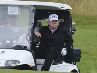 Trump si počas návštevy