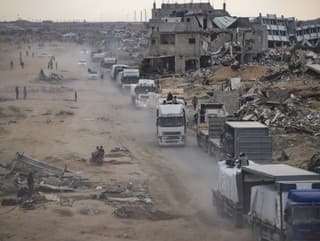 Gaza v tme: Satelitné