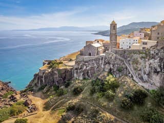 Lety na Sardíniu –