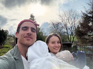 Adam Bardy s manželkou