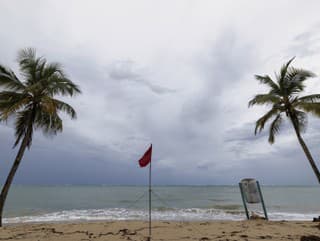 Červená zástava varuje pred