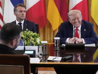 Trump priznal Macronovi, čo