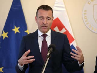 minister školstva, výskumu, vývoja