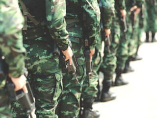 Napätie stúpa! Vojaci KĽDR