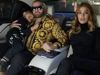 VULGARIZMY a urážky! Jasmina