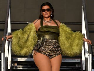 KRITIKA pre plné krivky: