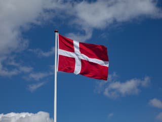 Dánsko si predvolalo amerického