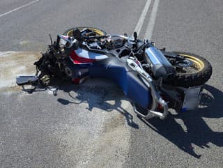 Nehoda motocykla s nákladným