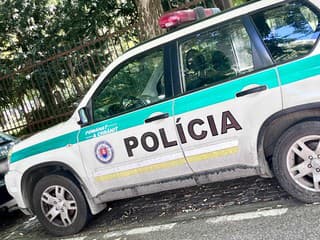 MIMORIADNE Polícia STOPLA premávku