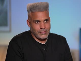 Abstinujúci Tony Moisés v