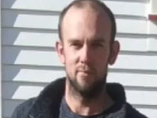 Polícia únoscu zastrelila.