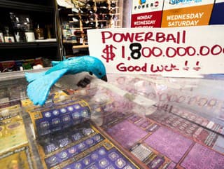 V Spojených štátoch padol