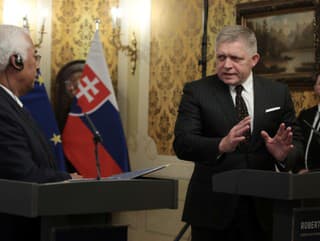 Robert Fico a António