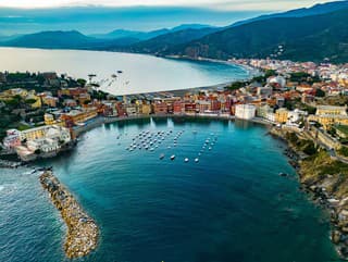 Mesto dvoch morí: Sestri