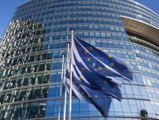 Európska komisia víta prijatie