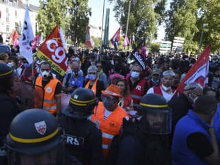 Veľké protivládne protesty vo