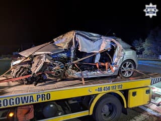 BRUTÁLNA nehoda: FOTO Auto