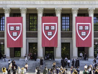 Trumpova administratíva hrozí Harvardovej