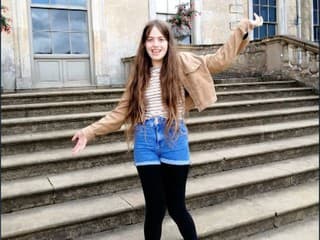 Zara Cheesman mohla ešte