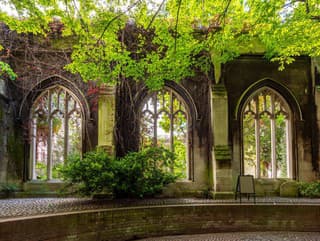 Uniknite hluku a ruchu: