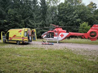 Leteckí záchranári pomáhali nad