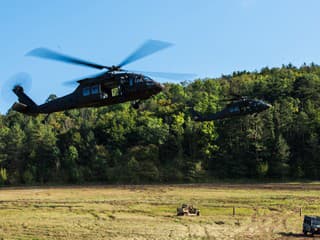 Oslavy Dňa Ozbrojených síl